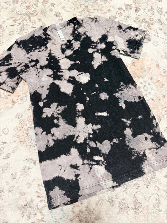 Small Acid Washed V-neck